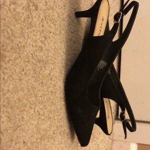 Black kitten heels